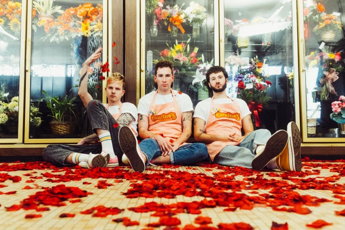 The Band CAMINO Releases New Single "Roses" and Whimsical Video ECHO