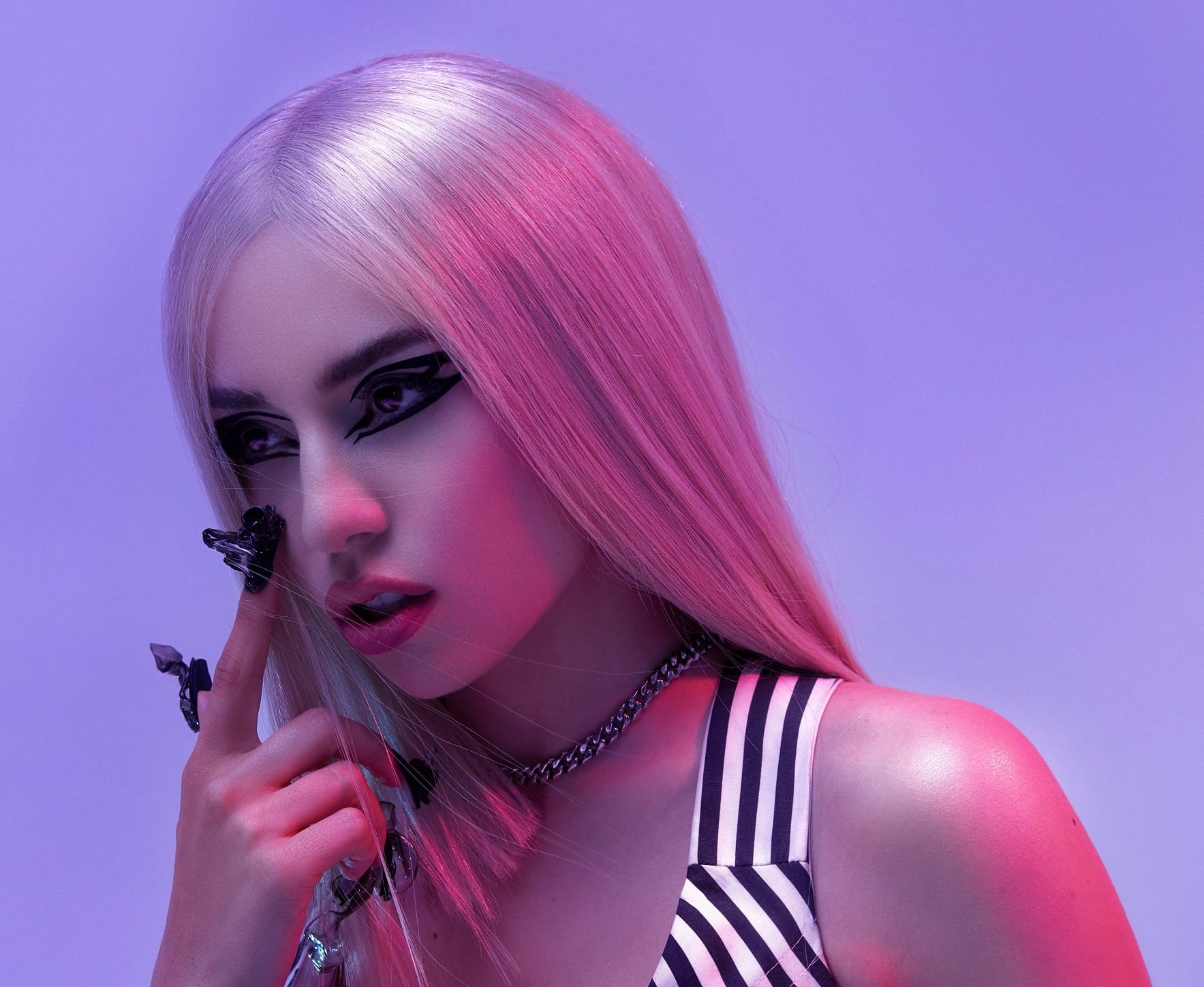 Ava Max Releases Empowering New Single 
